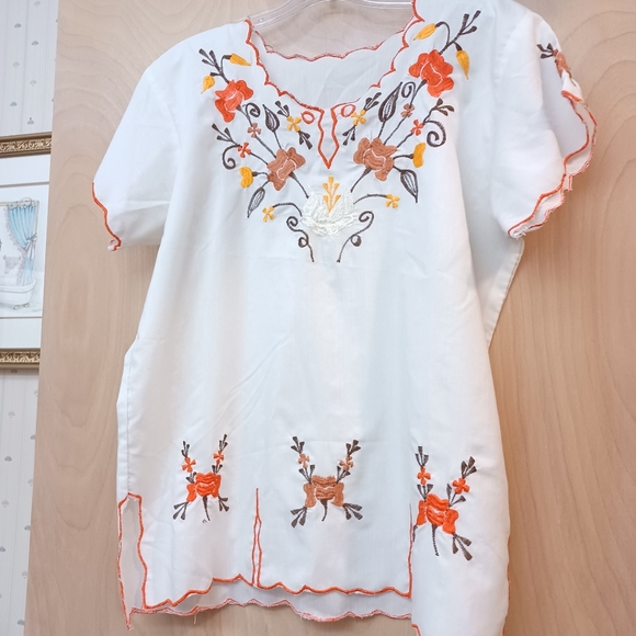 Tops - White  Boho Embroidered Vintage Top